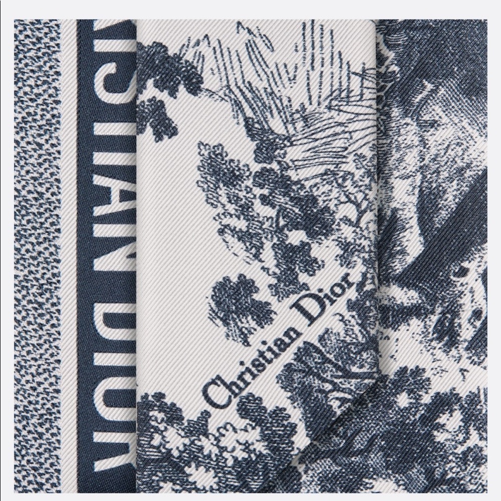 *SOLD* NWOT Dior Mitzah Scarf toile de jouy sauvage